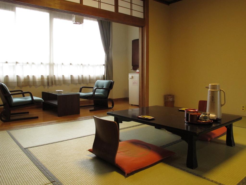 Sakaeya Hotel Tendō Rom bilde